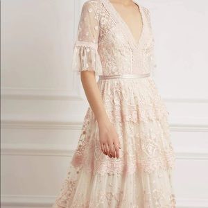 Needle and Thread Champagne Midsummer Lace Gown. Size 14.